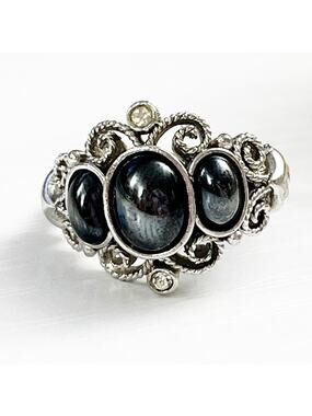 Avon Vintage Midnight Splendor Ring - Size 9